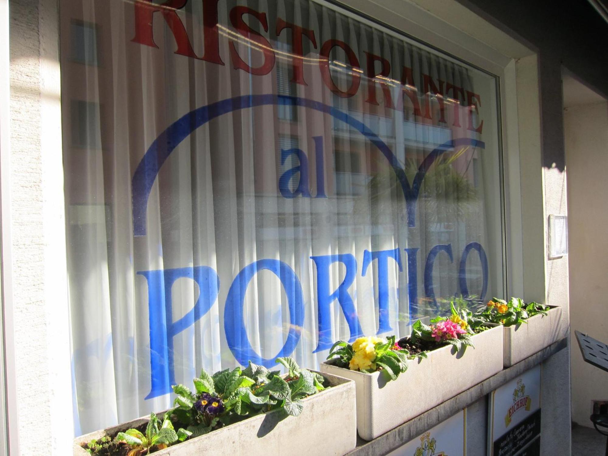 Hotel Ristorante Al Portico Gerra (Locarno)